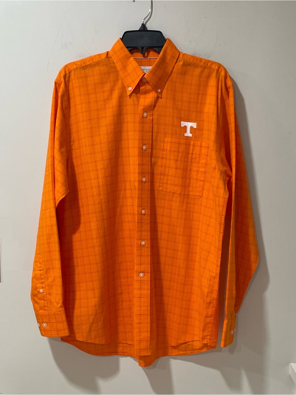 Men’s Cutter and Buck Long Sleeve Button Down Shirt Orange Cotton Tennessee Vols